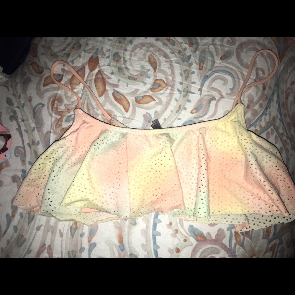 Women's bathing suit top